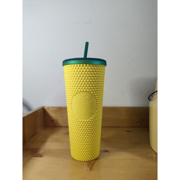 STARBUCKS HAWAII COLLECTION 2021 PINEAPPLE YELLOW STUDDED 24 oz TUMBLER - Picture 1 of 6